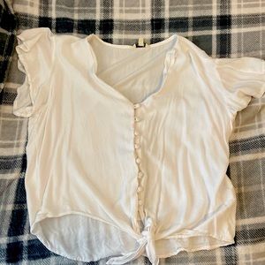 White button up cropped blouse